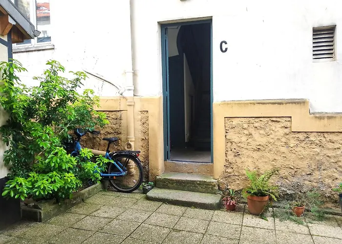 Studio In Montmartre